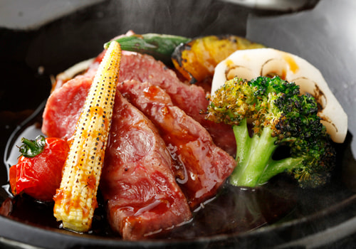 熟成赤身肉のステーキ